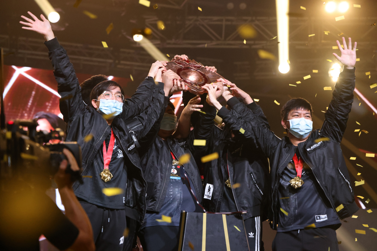 包含绝地求生决赛震撼开打,巅峰对决引爆全场的词条 包含绝地求生决赛震撼开打,巅峰对决引爆全场的词条