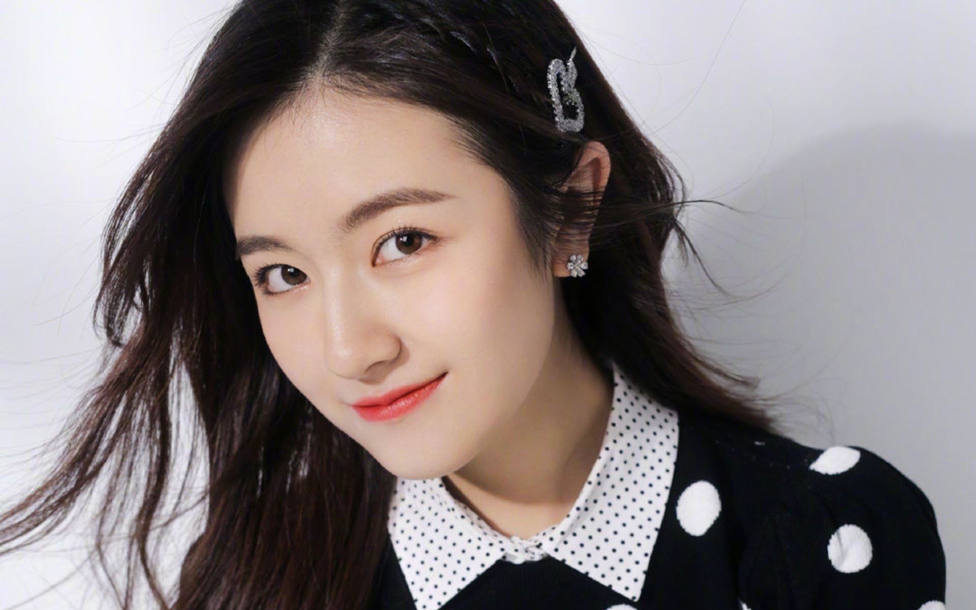 奇迹之夜,若日尼奥单核驱动,乌克兰国家队如何轻取巴萨巨舰