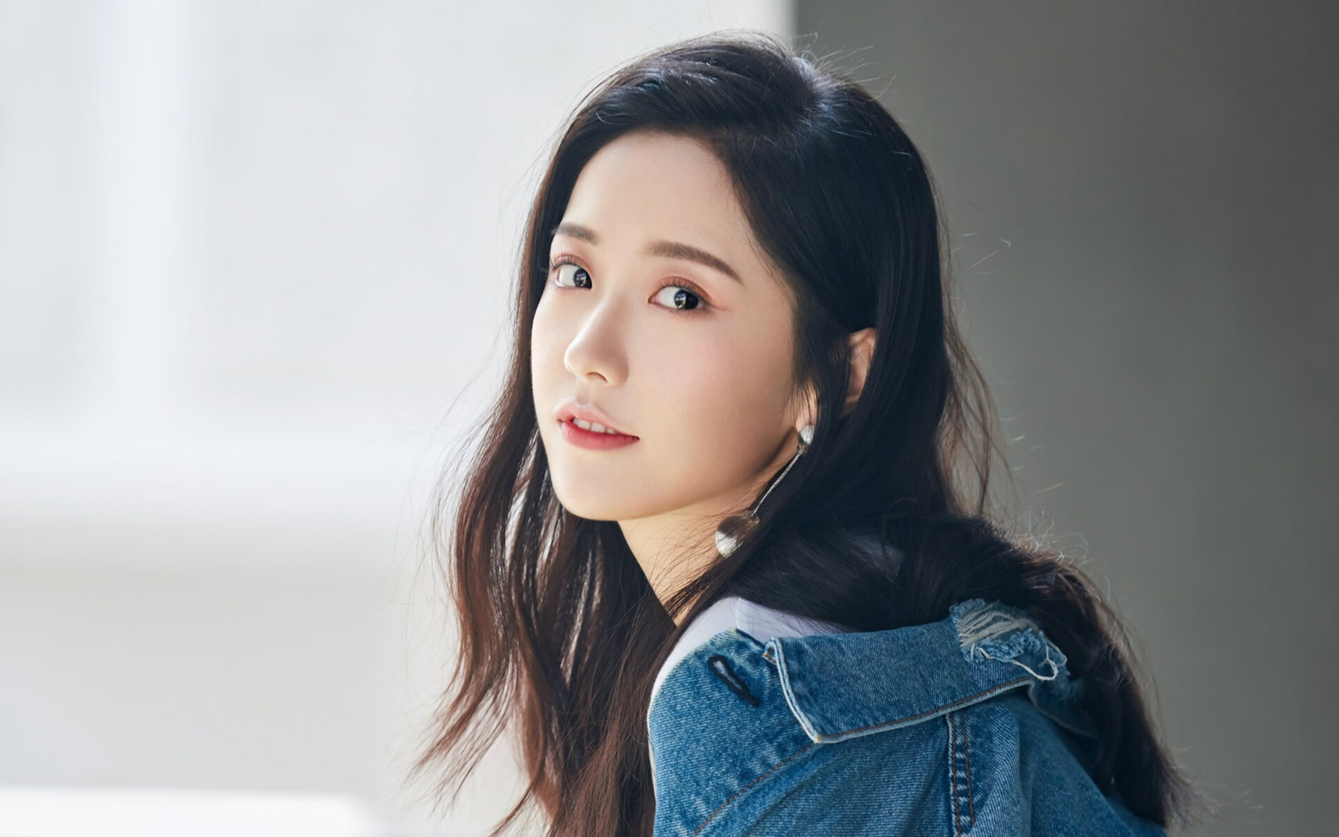 爱游戏-三秒奇迹，当北京首钢在跨界巅峰战中，见证拉文如何冰封时间