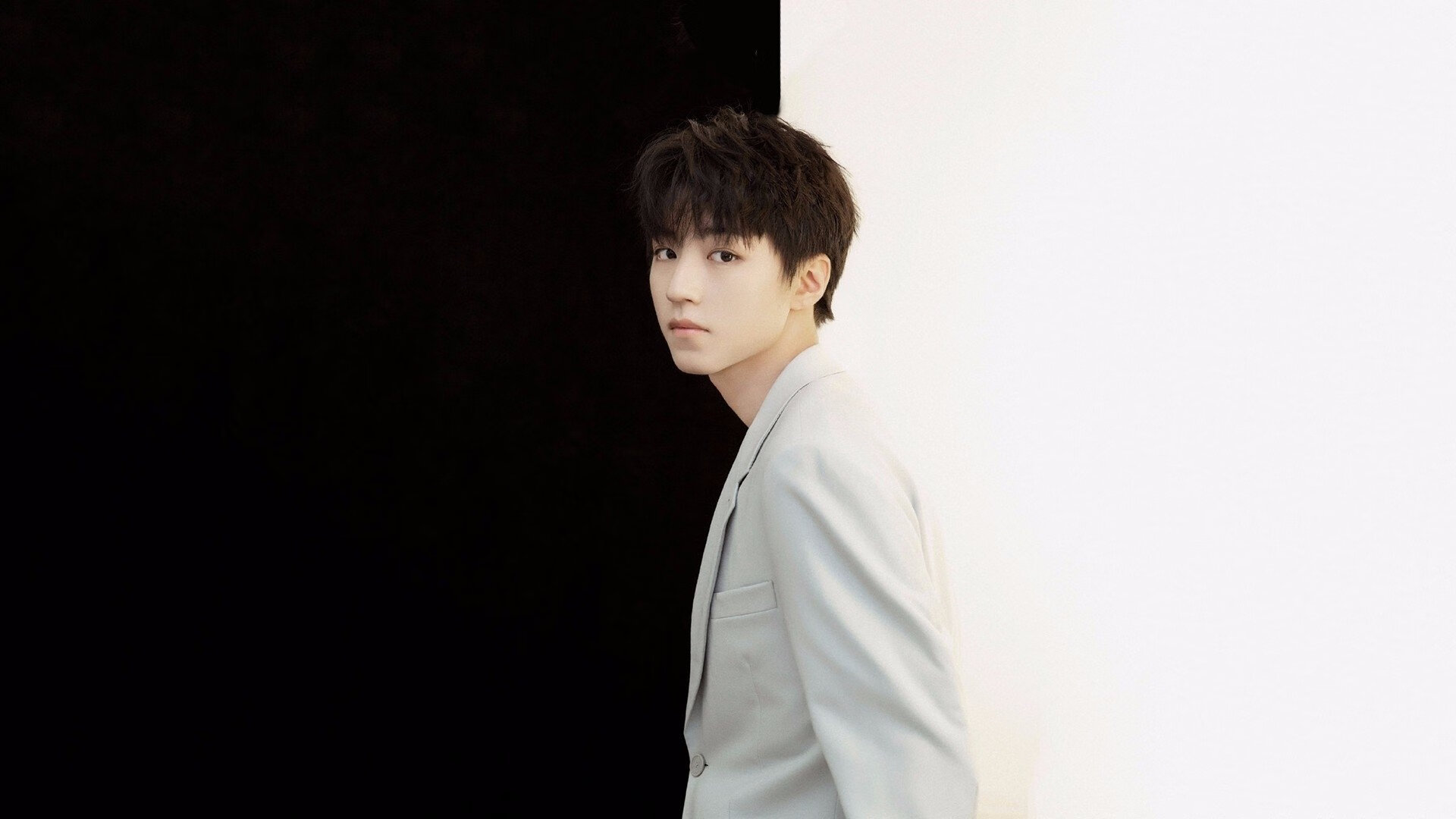 不是孤星是银河，奇才轻取魔术背后，贝恩如何成为团队化学反应的关键先生